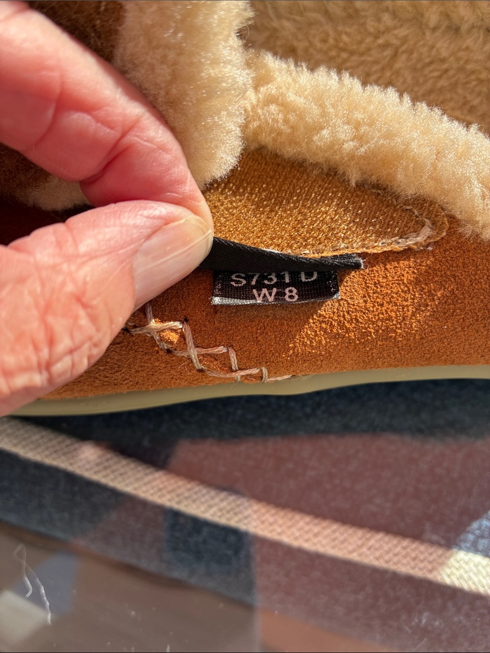 Cozy Shearling-Lined Suede Mules in Chestnut - Picture 8 of 8